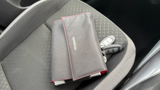 Nissan Juke 1.0 DiG-T 114 N-Connecta 5dr Petrol Hatchback